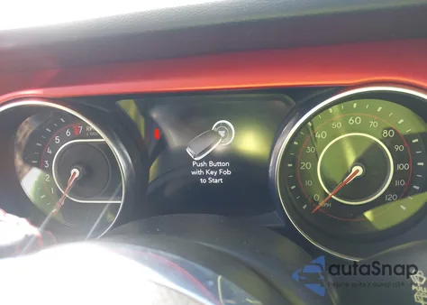 2019 Jeep Wrangler Unlimited Rubicon 4X4 z USA, uszkodzony, nr VIN 1C4HJXFG0KW663646